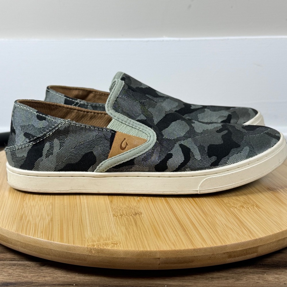 OluKai Pehuea Pa'i‎ Shoes Women's Size 7 Camo Slip On Canvas Casual 20360 Gray